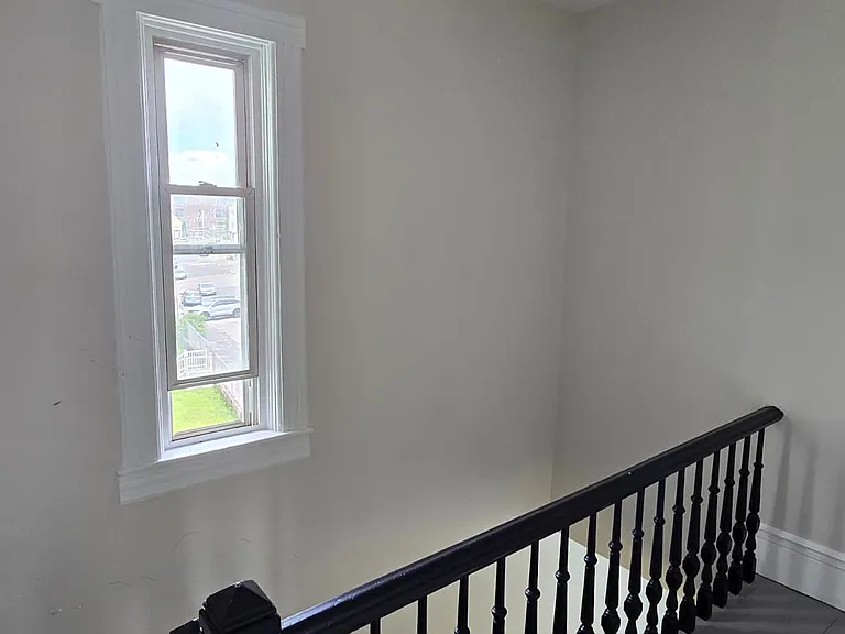 38 Fox St #3 — Photo 4