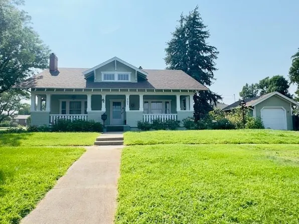 303 N 4th Ave, Hill City, KS 67642