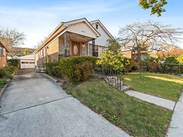 6418 Utopia Pkwy, Flushing, NY 11365
