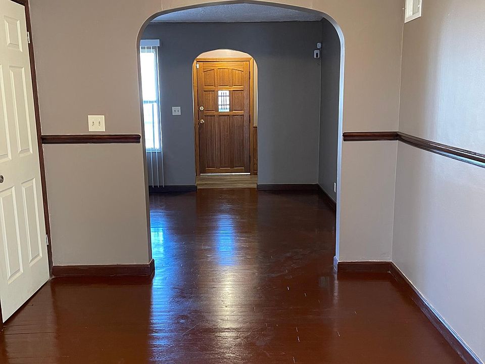 2nd image of 7220 Virginia Ave