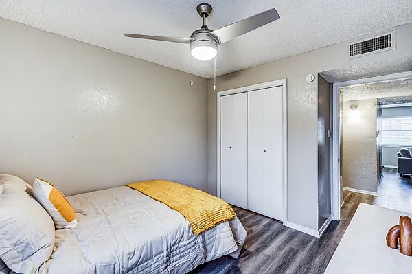The Mirabel Apartments — Photo 11