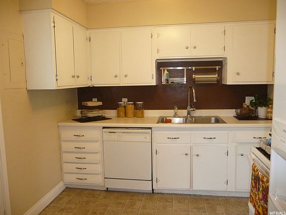 4th image of 315 E 1830 S