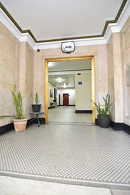 Rented by Finders NYC | media 32