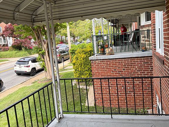 Covered Front Porch