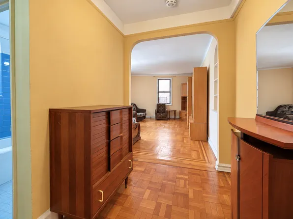 2775 East 16th Street image 1 of 8