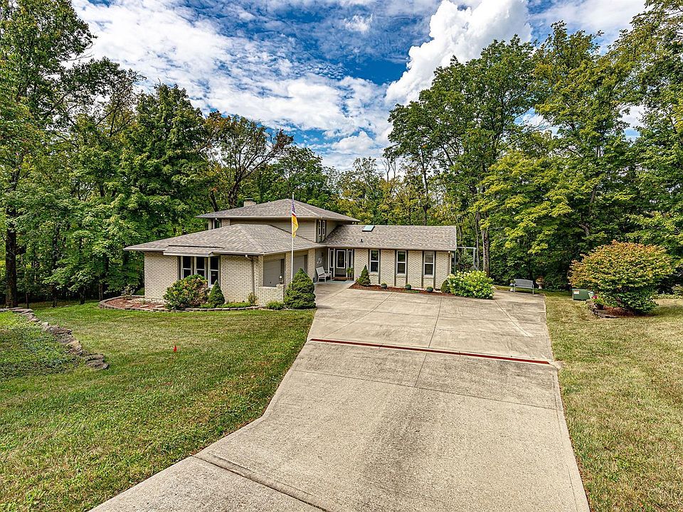 1st image of 10065 Pebblecreek Ln