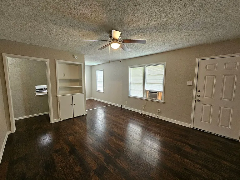 6403 Hollis Ave — Photo 3