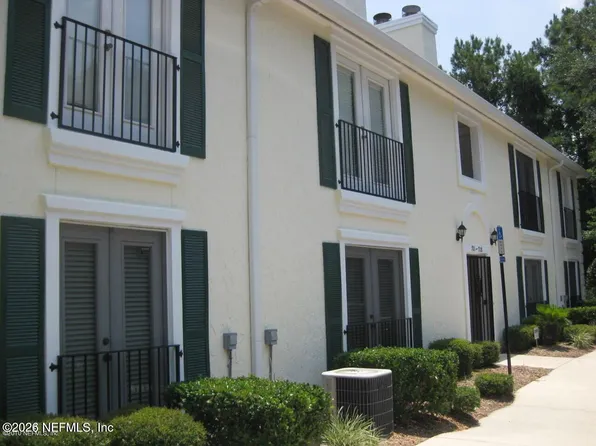 13715 Richmond Park Dr #704, Jacksonville, FL 32224