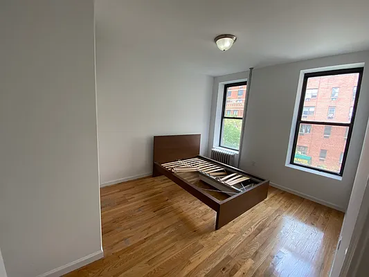 Rented by Peter R. Hungerford, LREB | media 34