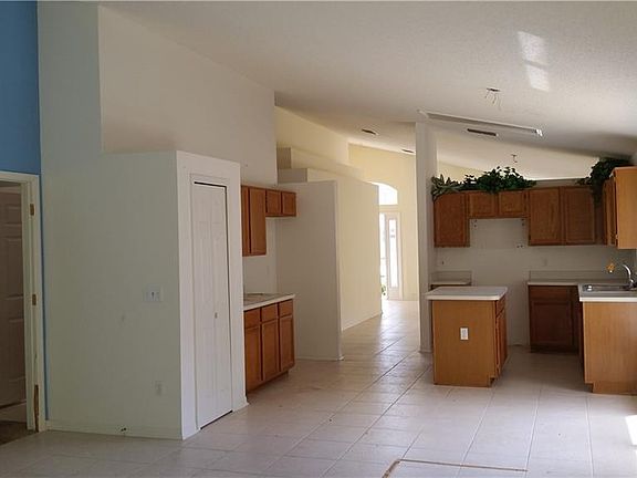 5th image of 13557 Fordwell Dr