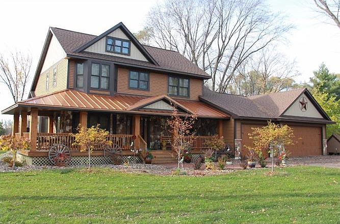 1st image of 2587 Flandrau St N