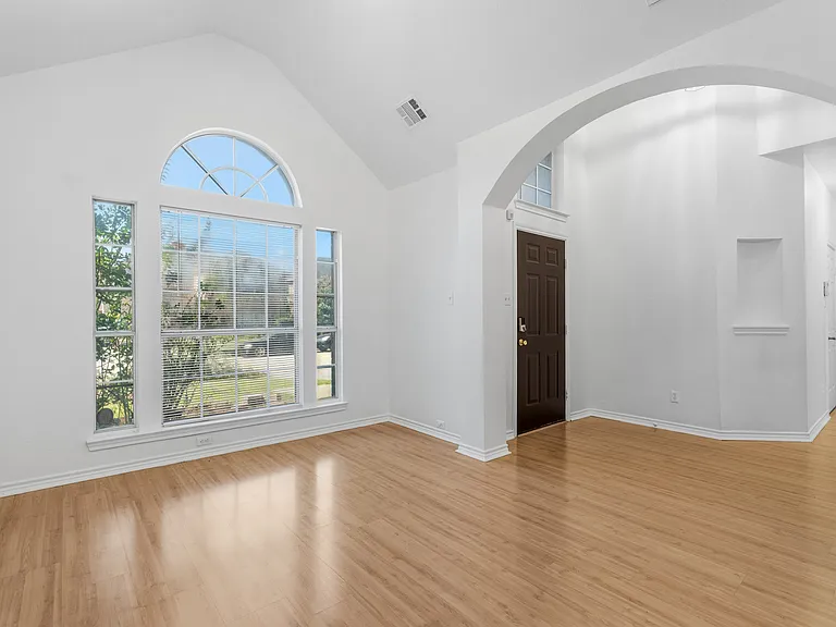 12945 Peach Tree Way — Photo 13