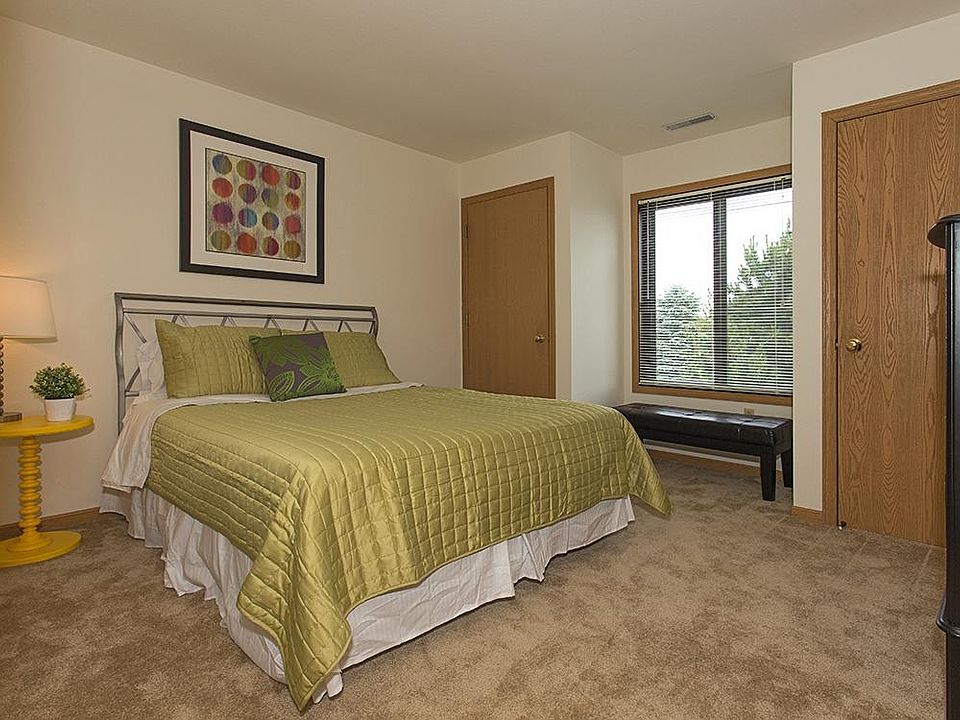 2nd image of 5822 80th St APT 07