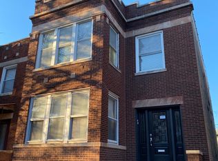 5248 W Montrose Ave #2, Chicago, IL 60641