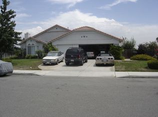 11239 Meadowlark Ln, Bloomington, CA 92316