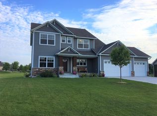 919 Savanna Trl, Delano, MN 55328