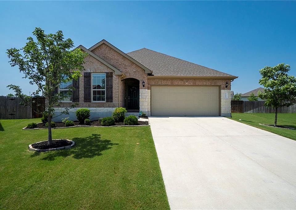 1st image of 7203 Loggia Pl