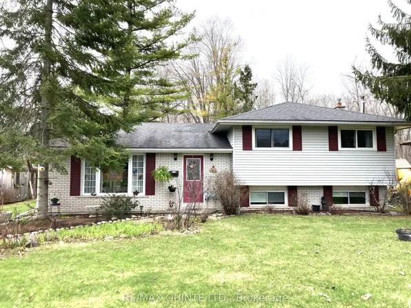 527 Montrose Rd, Quinte West, ON K8R 1B2