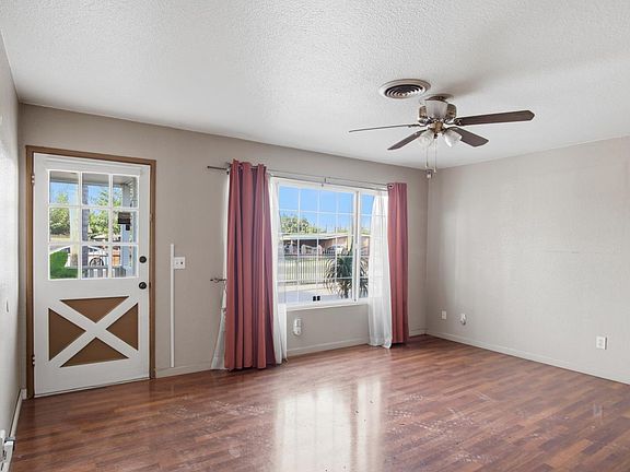 5th image of 1526 Modoc Ave