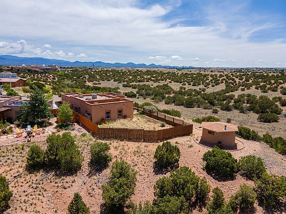 3rd image of 4772 Vista Del Sol