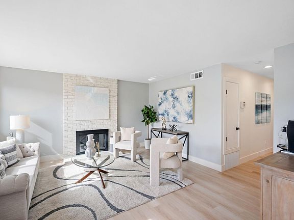 5th image of 369 Timber Way