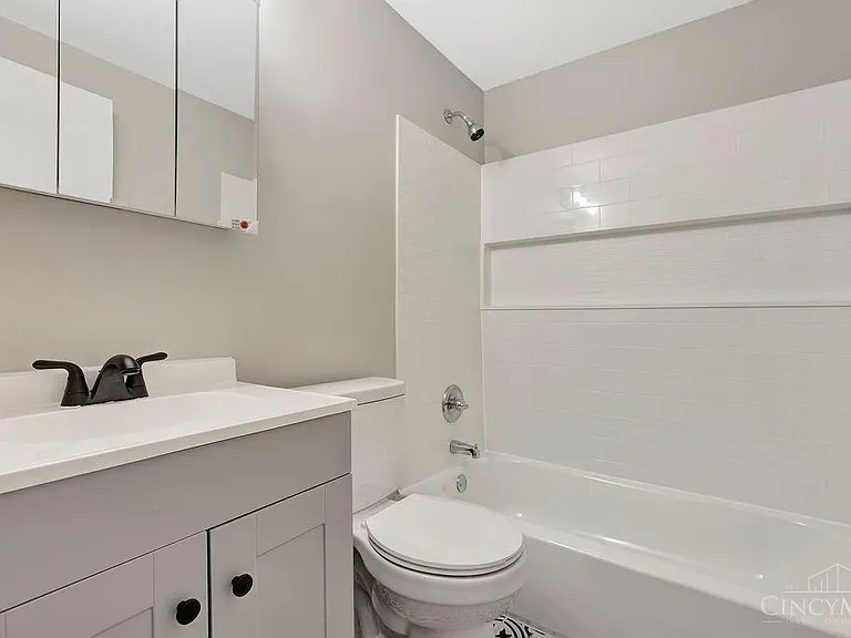 2455 Montana Ave #5 — Photo 4