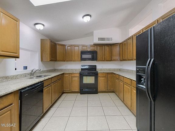 2nd image of 7581 N Casimir Pulaski Ave