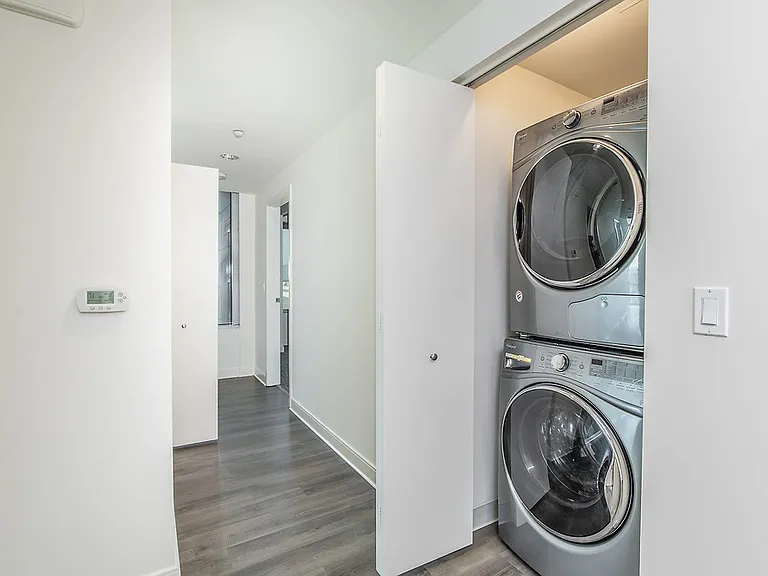 360 Residences — Photo 37
