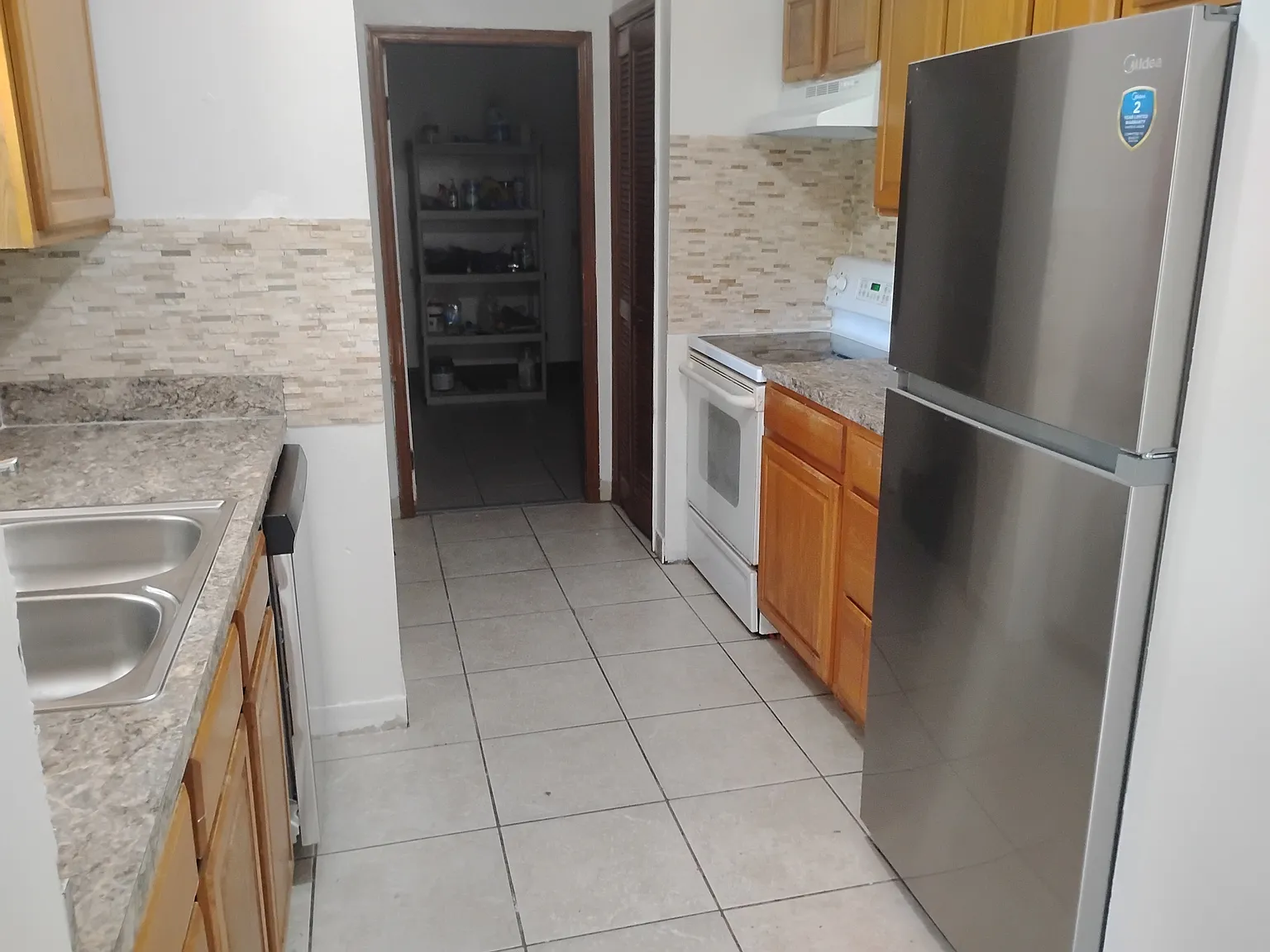 4 bed, 1404 sqft, $850 — Photo 3