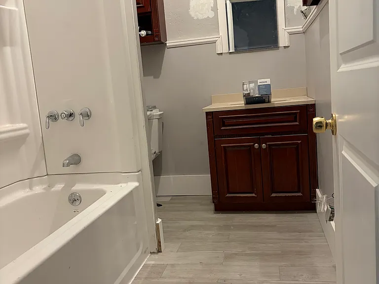 907 Chartiers Ave #2 — Photo 13