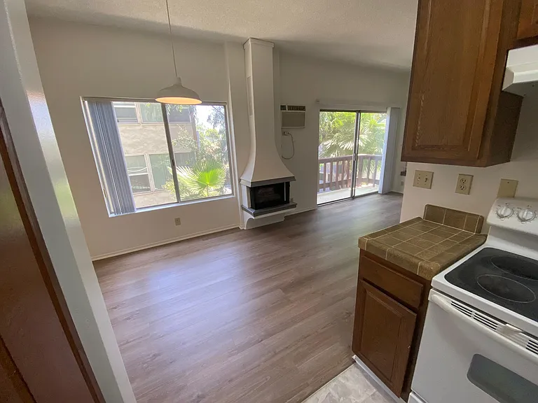 11425 Rochester Ave #3 — Photo 7