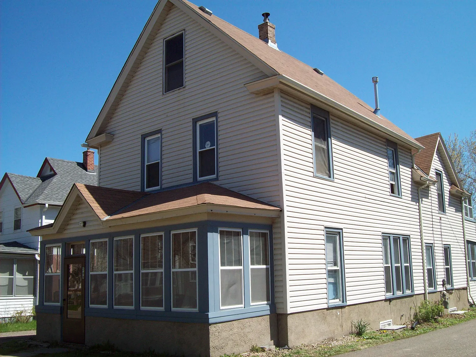 2 bed, 900 sqft, $1,495 — Photo 1