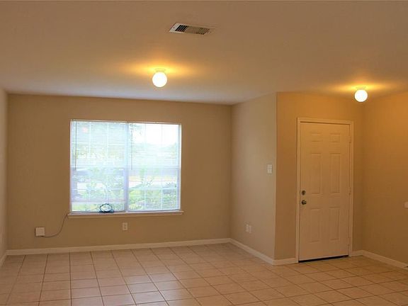 3rd image of 4515 Sunflower Creek Ln