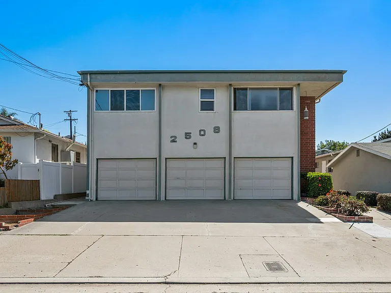 2508 Aviation Blvd #B — Photo 6