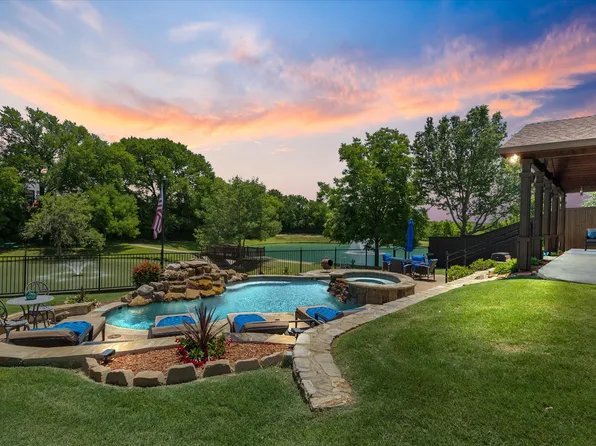 114 Lakehill Ct, Hickory Creek, TX 75065