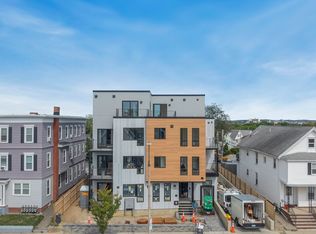 595 Broadway #202, Somerville, MA 02145