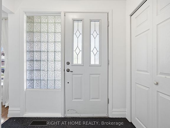 4th image of 45 Faversham Cres