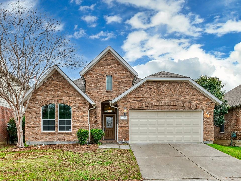 1st image of 1721 Lake Way Dr