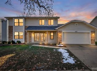 16532 Branchwood Dr, Ballwin, MO 63011