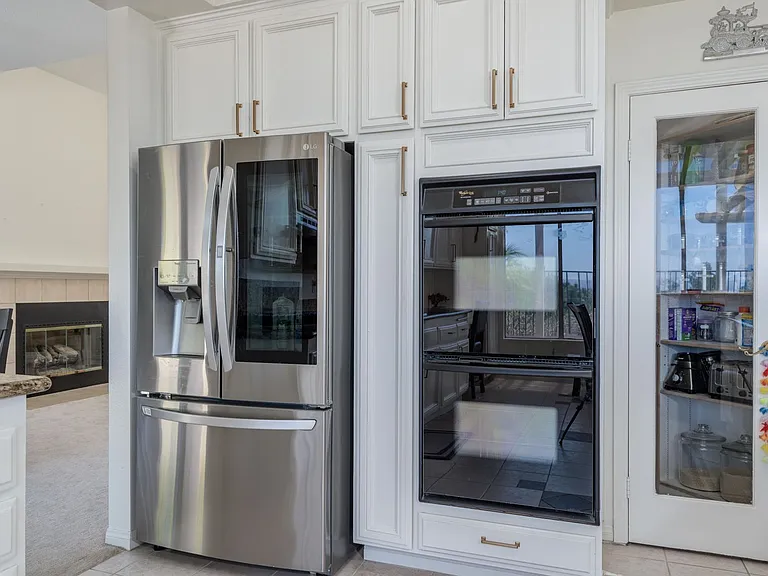 1011 S Mountcrest Ct — Photo 10
