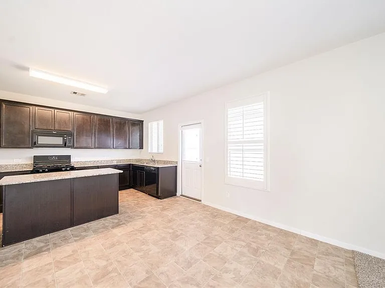 15810 Mountain Willow Way — Photo 5