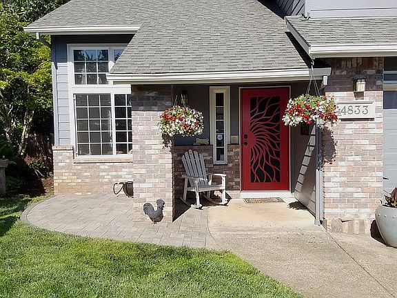 New front patio added Jun21