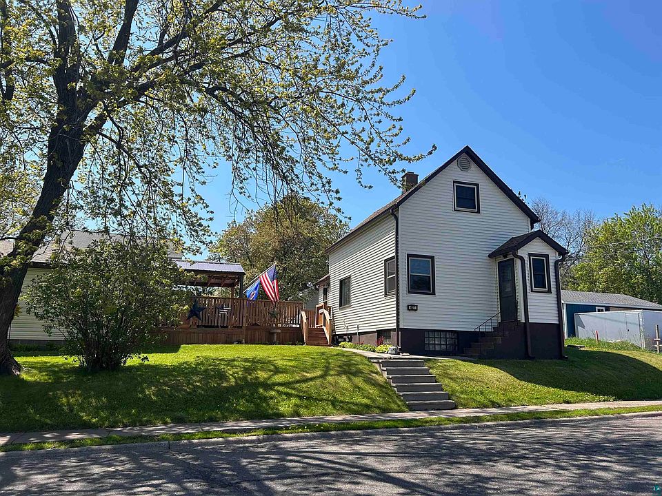1st image of 427 N 63rd Ave W