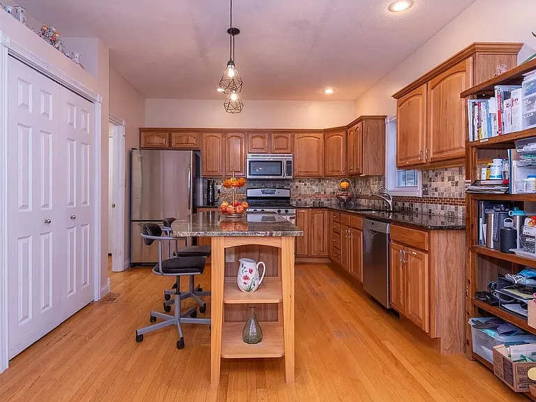 929 S Fenbrook Ct — Photo 8