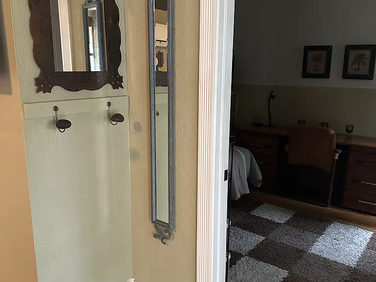 1313 Marion St NE — Photo 14