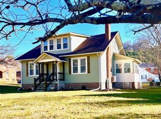 540 Jeffersonville St, Tazewell, VA 24651