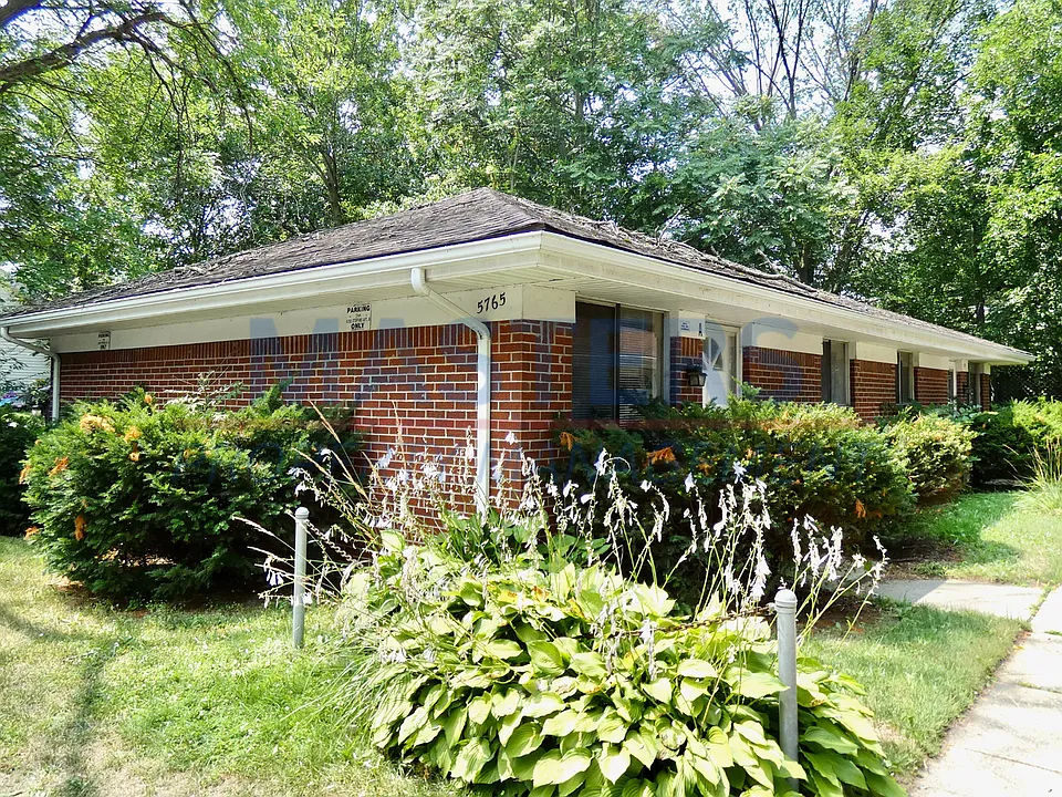 5765 Steffens Ave