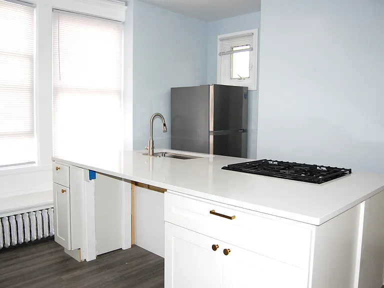 2261 Tilbury Ave #1 — Photo 6