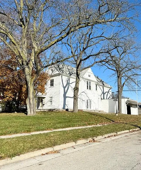 1141 Earlwood Ave #LOWER — Photo 1
