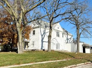 1141 Earlwood Ave, Oregon, OH